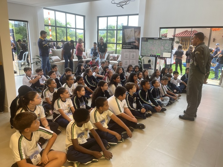 2 edicao hangar 2EIA 12