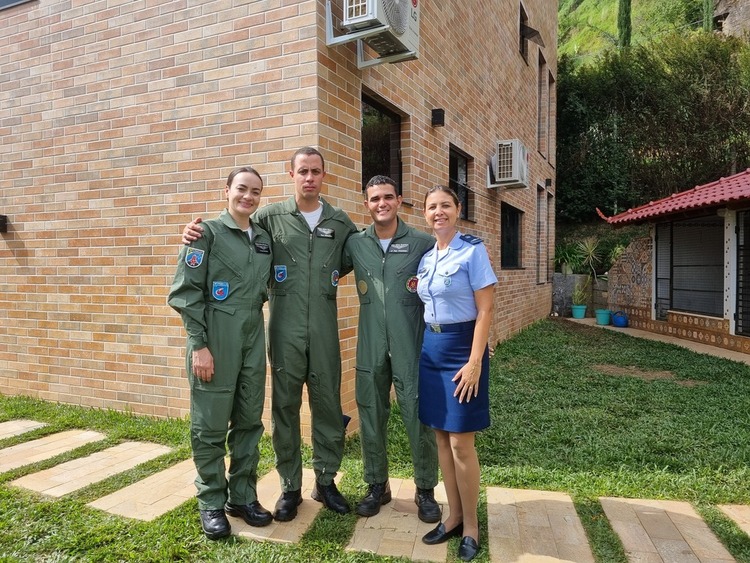 2 edicao hangar 2EIA 27