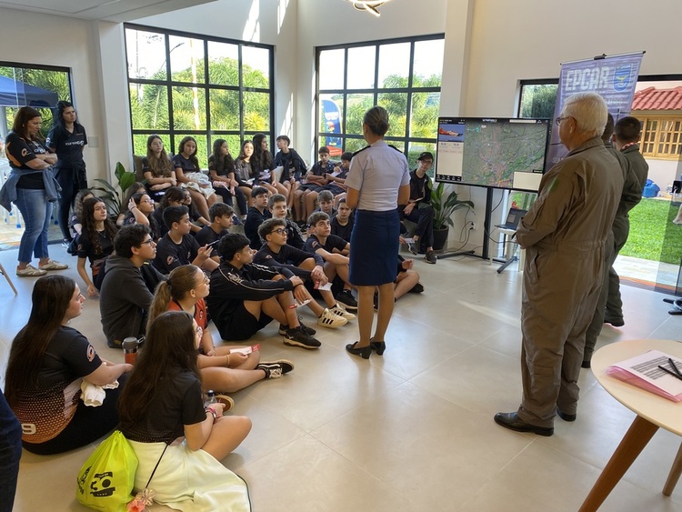 2 edicao hangar 2EIA 32