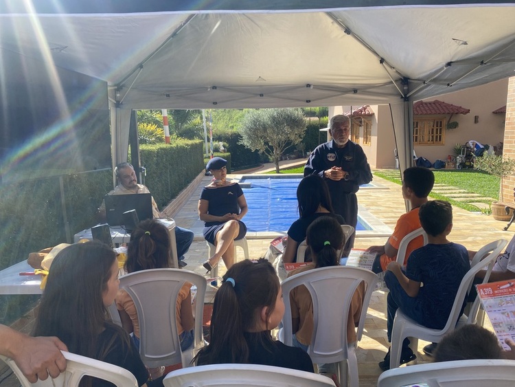 2 edicao hangar 2EIA 37