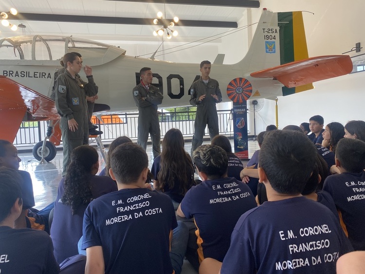 2 edicao hangar 2EIA 53