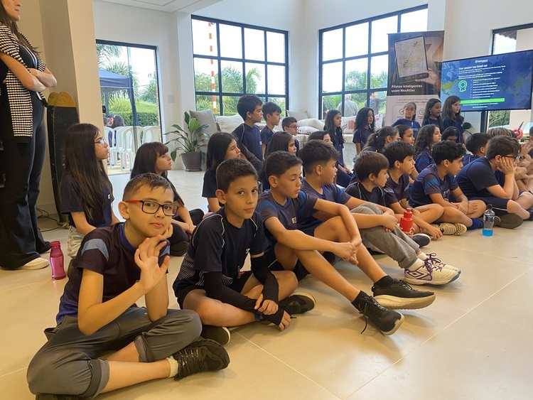 2 edicao hangar 2EIA 56